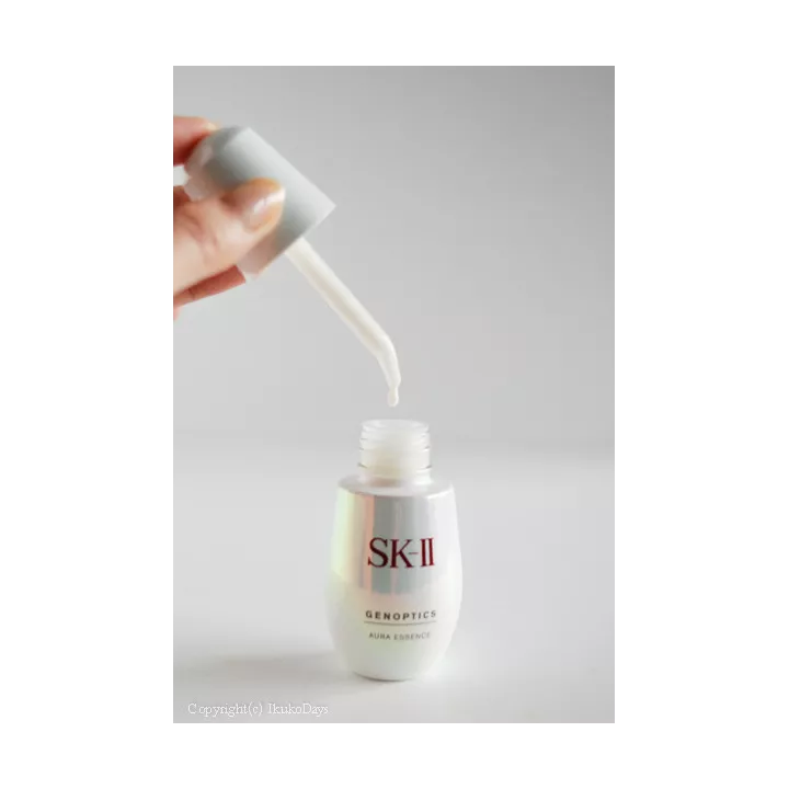 SK-II - Genoptics Aura Essence | Rose Kaori